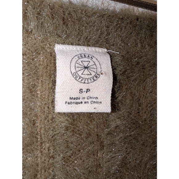 Urban Outfitters Green Fuzzy V Neck Cropped Sweater Small - Picture 2 of 5